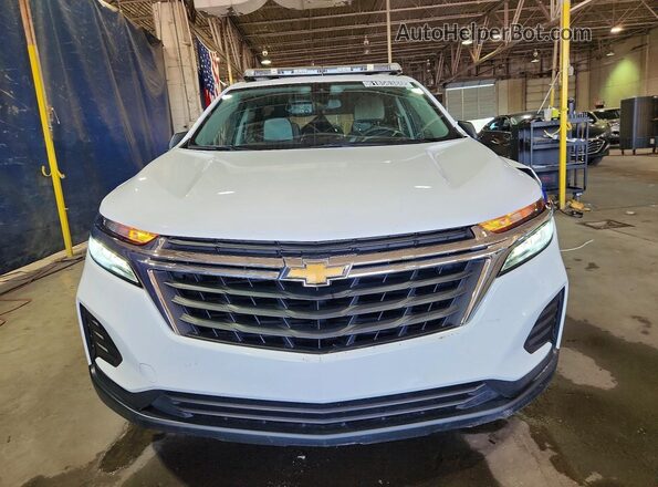 3GNAXFEG2RL257693 2024 CHEVROLET EQUINOX White Widok z przodu