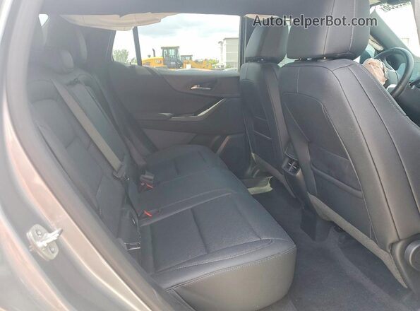 3GNAXHEG2SL174329 2025 CHEVROLET EQUINOX Silver უკანა სავარძლების ხედი