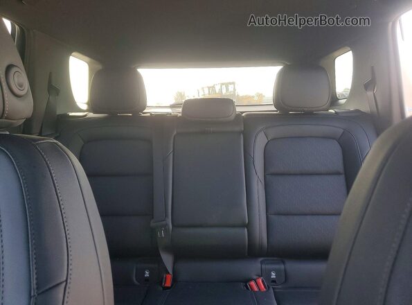 3GNAXHEG2TL184022 2026 CHEVROLET EQUINOX Silver Rear seats view