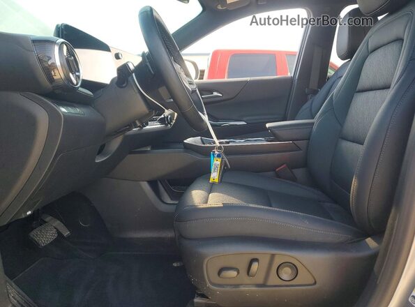 3GNAXHEG2TL184022 2026 CHEVROLET EQUINOX Silver Front interior view