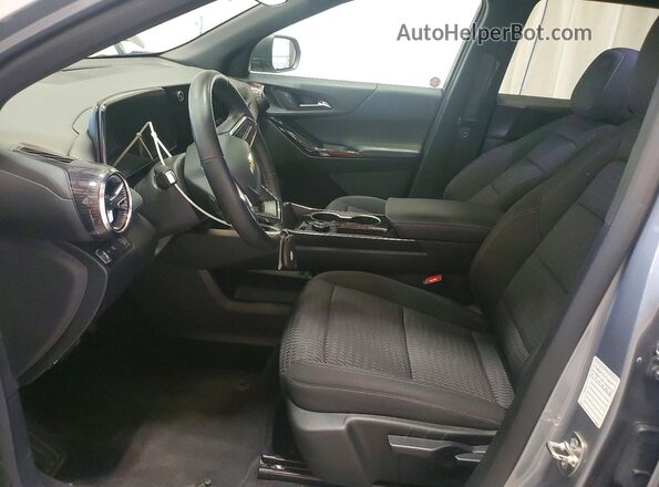 3GNAXHEG3TL286347 2026 CHEVROLET EQUINOX Silver Вид салону спереду
