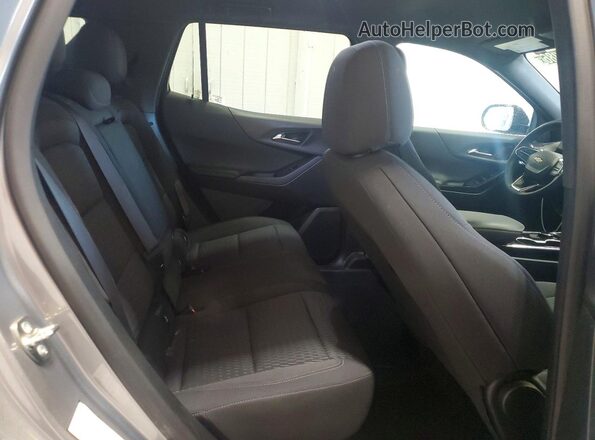 3GNAXHEG3TL286347 2026 CHEVROLET EQUINOX Silver Вид задньої частини салону