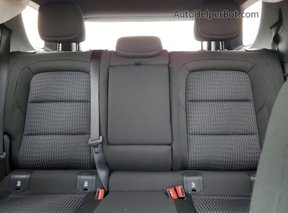 3GNAXHEG3TL383872 2026 CHEVROLET EQUINOX Green Widok tylnych siedzeń