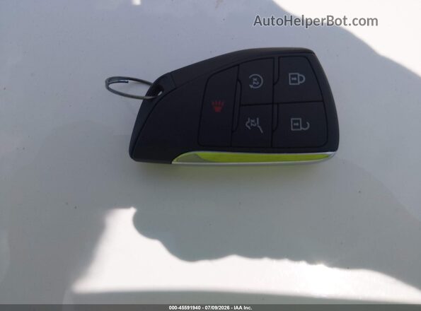 3GNAXHEG9TL479554 2026 CHEVROLET EQUINOX Черный Вид панели приборов