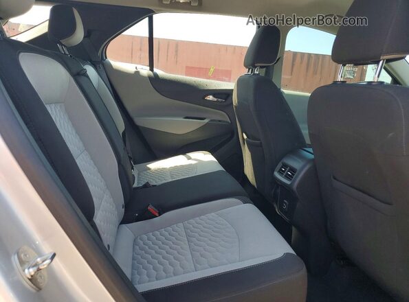 3GNAXHEV2MS139698 2021 CHEVROLET EQUINOX Silver Вид задньої частини салону