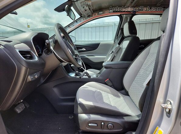 3GNAXHEV3KL149776 2019 CHEVROLET EQUINOX Silver Front interior view