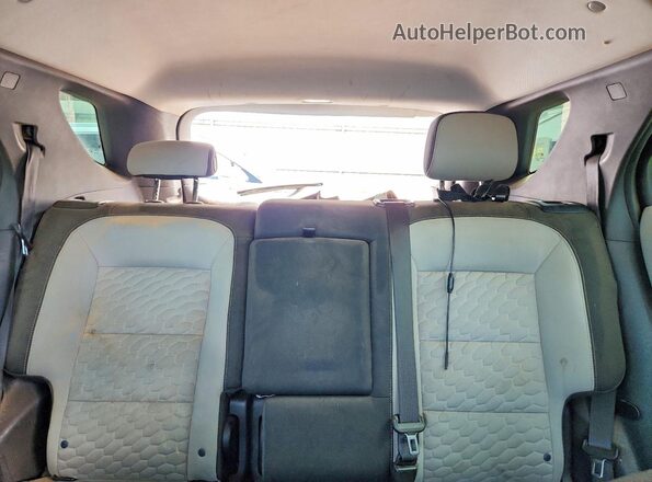 3GNAXHEV8LS693018 2020 CHEVROLET EQUINOX White Rear seats view
