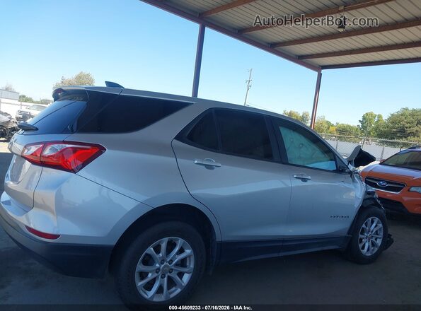3GNAXHEV8LS720041 2020 CHEVROLET EQUINOX Silver Widok wnętrza z tyłu