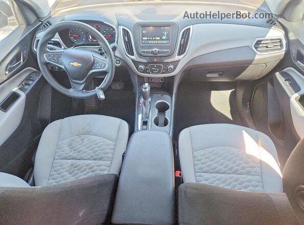 3GNAXHEVXJS589630 2018 CHEVROLET EQUINOX Blue Dashboard view