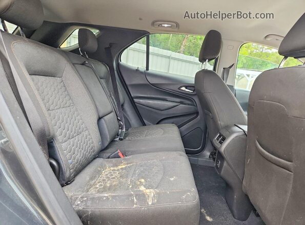 3GNAXJEV1LS677461 2020 CHEVROLET EQUINOX Gray Widok wnętrza z tyłu