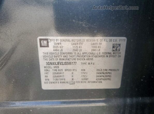 3GNAXJEV2JS586177 2018 CHEVROLET EQUINOX Gray Vista del compartimento del motor