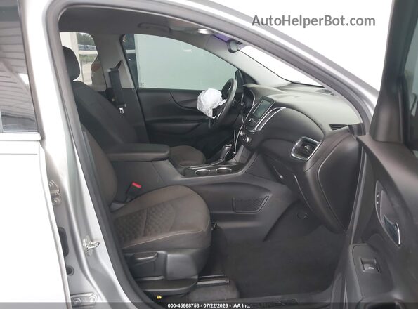 3GNAXJEV4JL102794 2018 CHEVROLET EQUINOX Silver Вид салону спереду