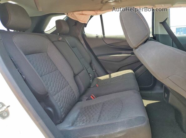 3GNAXJEV4JS584558 2018 CHEVROLET EQUINOX White Widok tylnych siedzeń