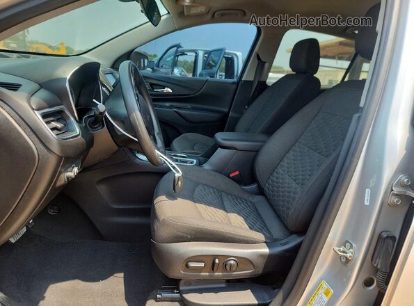 3GNAXJEV7JS576177 2018 CHEVROLET EQUINOX Gray Widok wnętrza z przodu