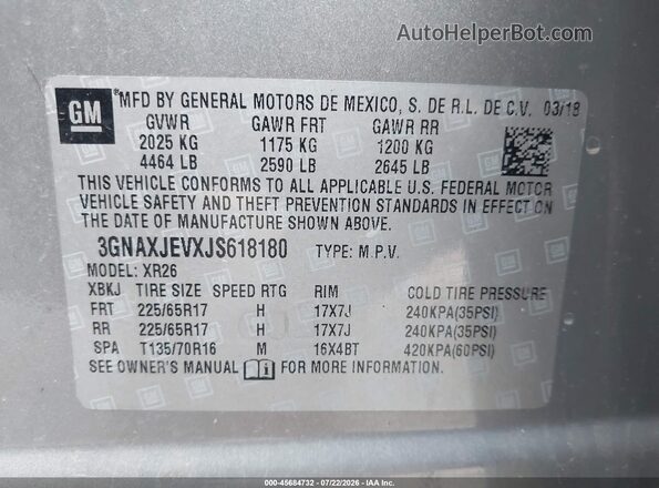 3GNAXJEVXJS618180 2018 CHEVROLET EQUINOX Gray Vista del compartimento del motor
