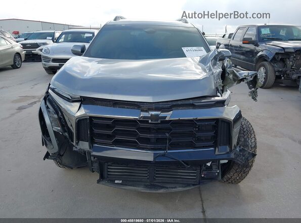 3GNAXKEG0TL204796 2026 CHEVROLET EQUINOX Silver Вид задньої частини салону