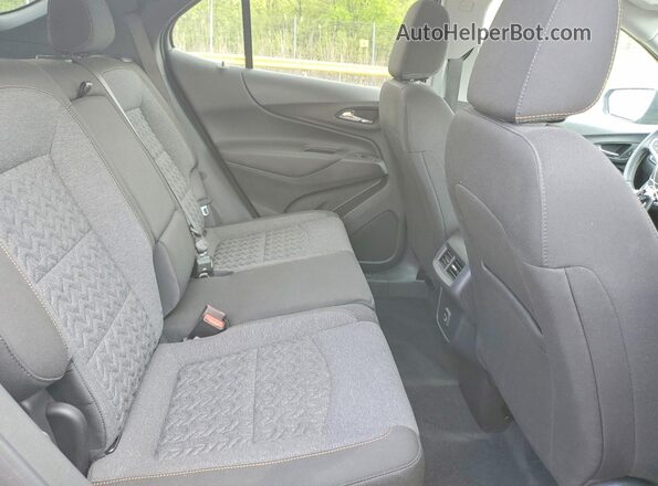 3GNAXKEG7RL343459 2024 CHEVROLET EQUINOX Silver Vista interior trasera