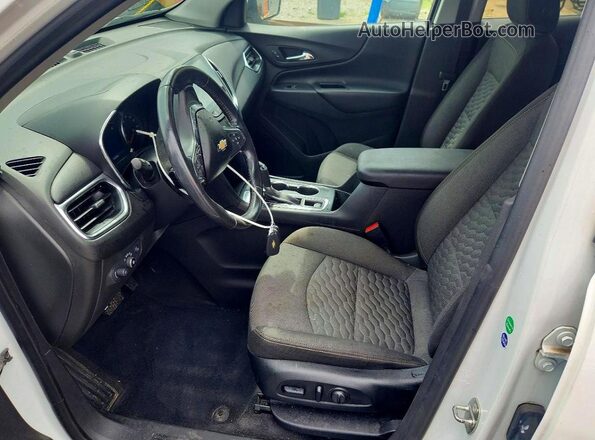 3GNAXKEV9LS608958 2020 CHEVROLET EQUINOX Белый Вид салона спереди