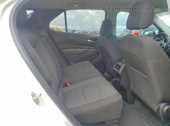 3GNAXKEX3JS550229 2018 CHEVROLET EQUINOX White Widok tylnych siedzeń