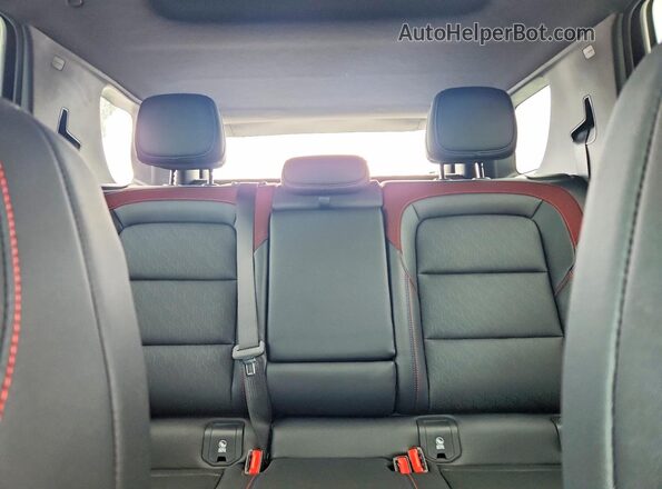 3GNAXLEG7TL414771 2026 CHEVROLET EQUINOX Black Widok tylnych siedzeń