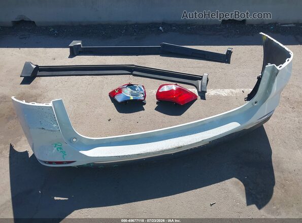 3GNAXMEV0JS579715 2018 CHEVROLET EQUINOX White Widok zestawu wskaźników
