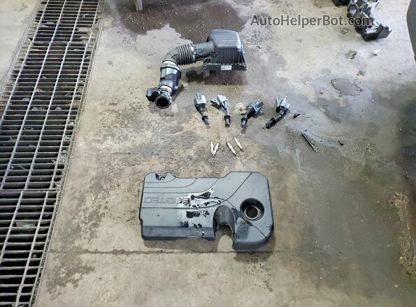 3GNAXPEG2TL235996 2026 CHEVROLET EQUINOX Красный Вид наклейки с VIN-кодом