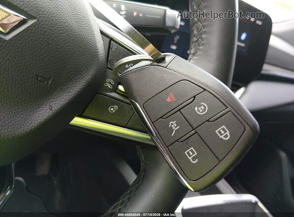 3GNAXPEG5TL140350 2026 CHEVROLET EQUINOX Черный Вид панели приборов