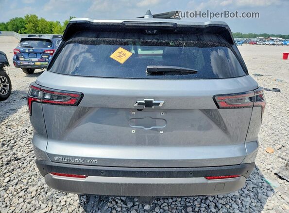 3GNAXPEG5TL185322 2026 CHEVROLET EQUINOX Silver უკანა ხედი