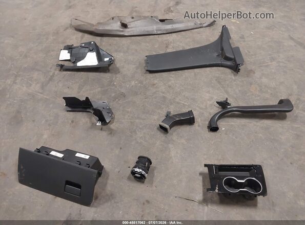 3GNAXPEG8SL291925 2025 CHEVROLET EQUINOX Black ხელსაწყოთა პანელის ხედი