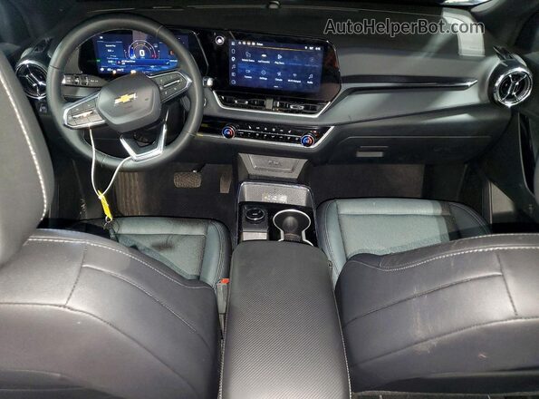 3GNAXPEG8TL209774 2026 CHEVROLET EQUINOX Silver Vista del salpicadero