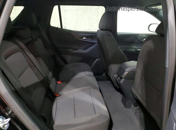 3GNAXPEG8TL475988 2026 CHEVROLET EQUINOX Черный Вид задней части салона
