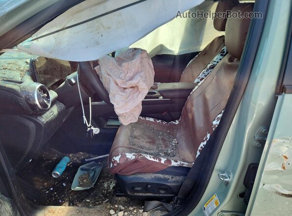 3GNAXPEG9SL177965 2025 CHEVROLET EQUINOX Green Front interior view
