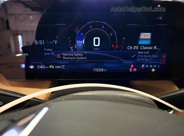3GNAXSEG0TL210131 2026 CHEVROLET EQUINOX Burgundy Instrument cluster view