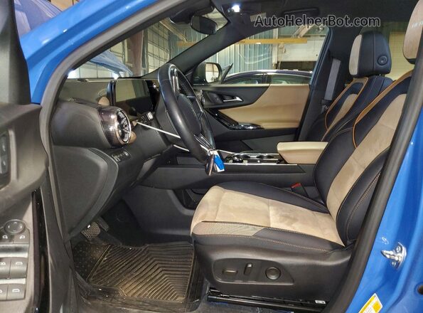 3GNAXSEG4SL215508 2025 CHEVROLET EQUINOX Blue Widok wnętrza z przodu