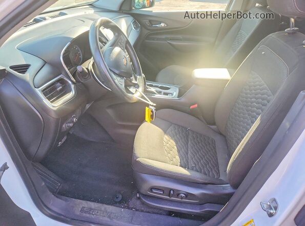 3GNAXSEVXJS593898 2018 CHEVROLET EQUINOX White Front interior view
