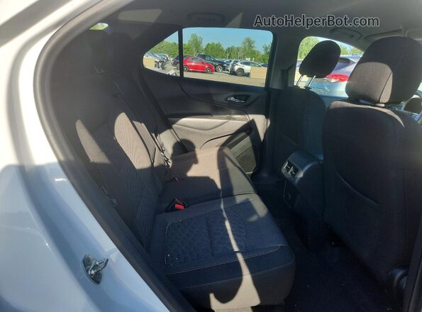 3GNAXSEVXJS593898 2018 CHEVROLET EQUINOX White Rear interior view