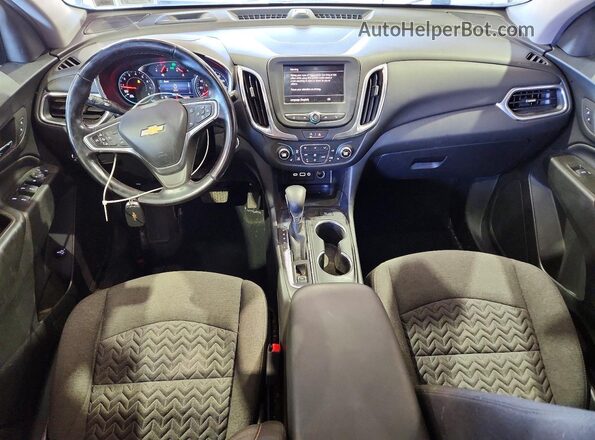 3GNAXTEG1PL240833 2023 CHEVROLET EQUINOX Серебряный Вид панели приборов