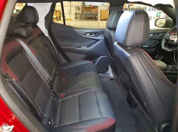 3GNAXTEG1TL380911 2026 CHEVROLET EQUINOX Red უკანა სალონის ხედი