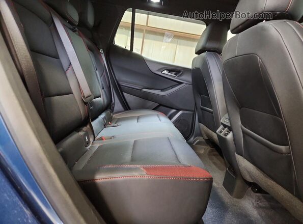 3GNAXTEG4SL176022 2025 CHEVROLET EQUINOX Blue Вид задньої частини салону