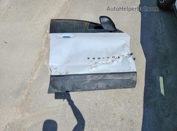 3GNAXTEG4TL235703 2026 CHEVROLET EQUINOX Белый Вид наклейки с VIN-кодом
