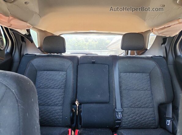 3GNAXUEV1LS560237 2020 CHEVROLET EQUINOX Black Rear seats view