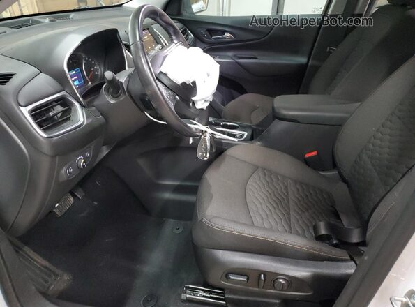 3GNAXUEV5MS111404 2021 CHEVROLET EQUINOX White Вид салону спереду