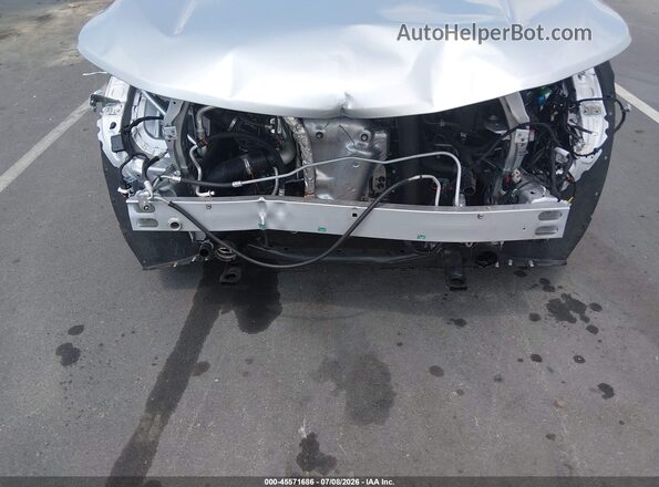 3GNAXUEV5NL100852 2022 CHEVROLET EQUINOX Silver Widok z przodu