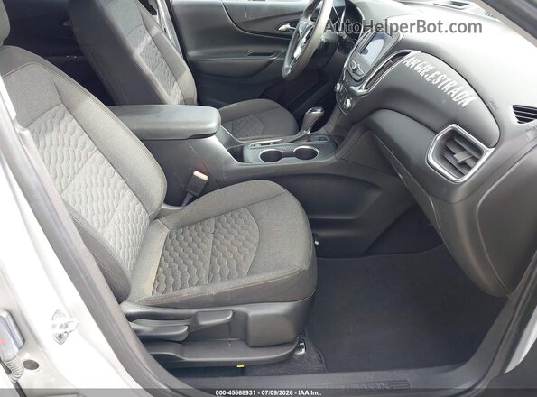 3GNAXUEV8MS174612 2021 CHEVROLET EQUINOX Silver Вид салону спереду