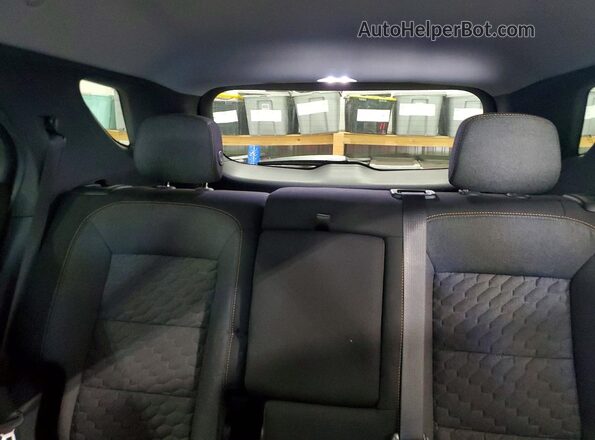 3GNAXVEX7KS613917 2019 CHEVROLET EQUINOX White Widok tylnych siedzeń