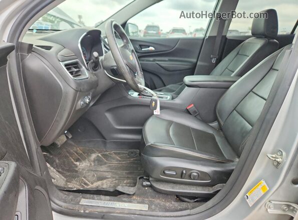 3GNAXYEX0LS655039 2020 CHEVROLET EQUINOX Silver Вид салону спереду