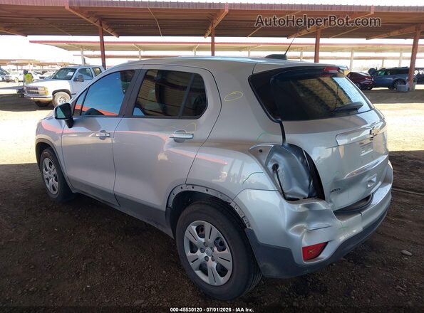 3GNCJKSB2JL302986 2018 CHEVROLET TRAX Серебряный Задняя левая четверть