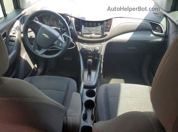 3GNCJKSB2KL162553 2019 CHEVROLET TRAX White Dashboard view