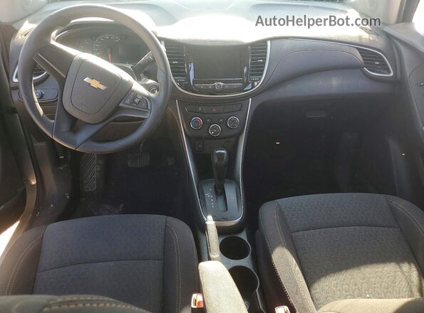 3GNCJKSB2LL149688 2020 CHEVROLET TRAX Серый Вид панели приборов