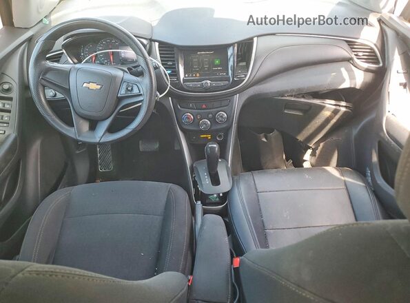 3GNCJKSB2LL280748 2020 CHEVROLET TRAX Gray წინა პანელის ხედი